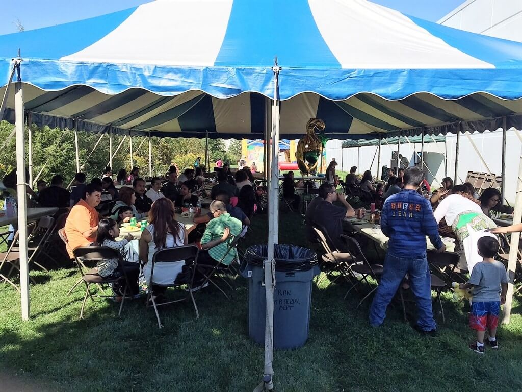 AGS employees enjoy an afternoon of food, games, and a raffle with prizes.